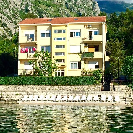 Apartment Ivanisevic 2 Kotor Exterior photo